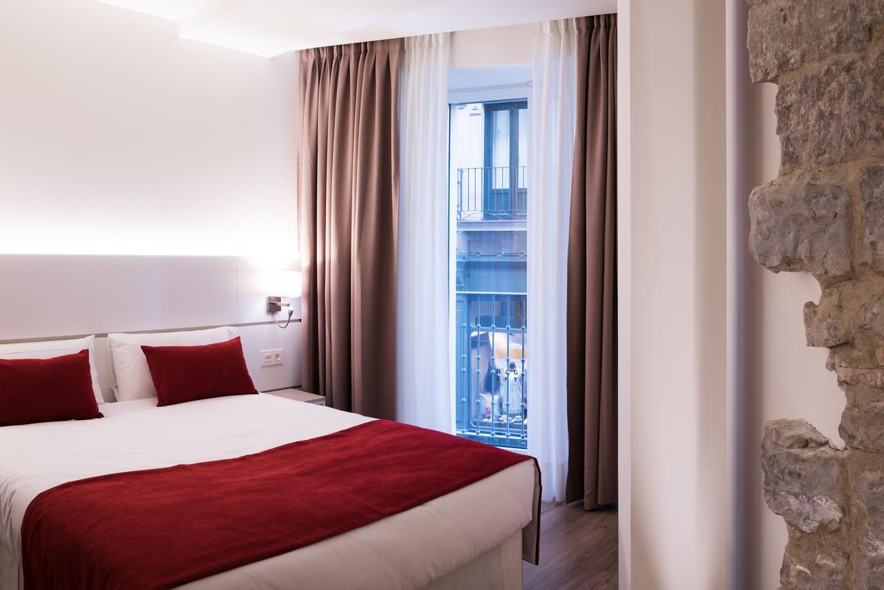 Hotel Pompaelo Plaza Del Ayuntamiento&spa 4*