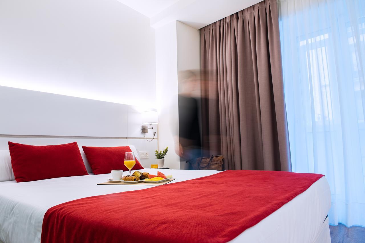 Hotel Pompaelo Plaza Del Ayuntamiento&spa 4*