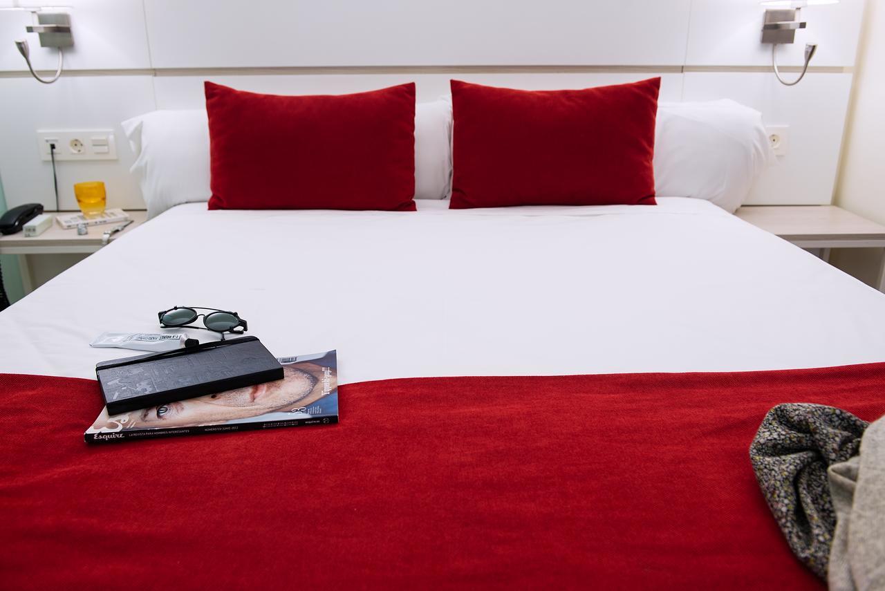 Hotel Pompaelo Plaza Del Ayuntamiento&spa 4*