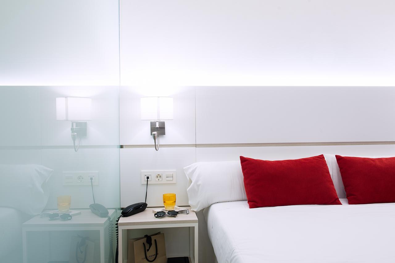 Hotel Pompaelo Plaza Del Ayuntamiento&spa 4*