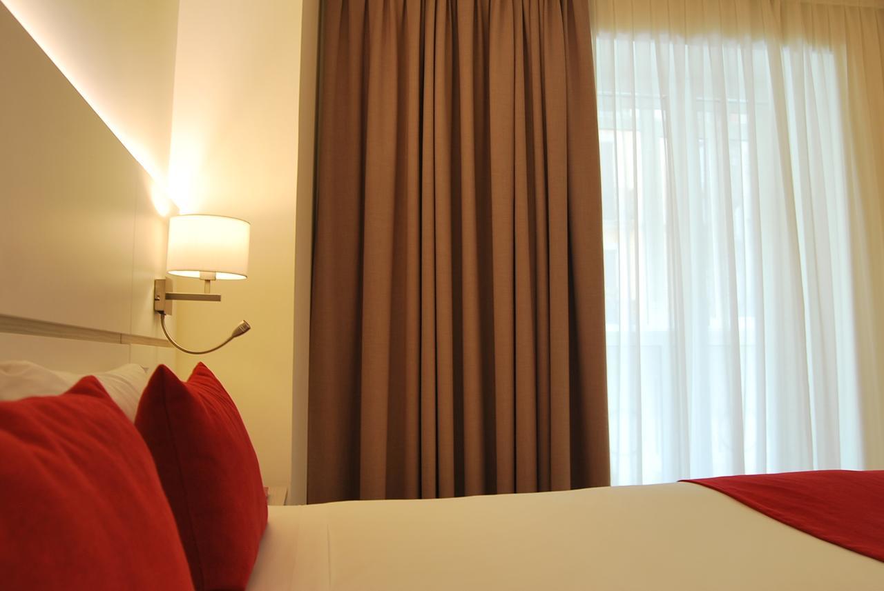 Pompaelo Plaza Del Ayuntamiento&spa Hotel Pamplona