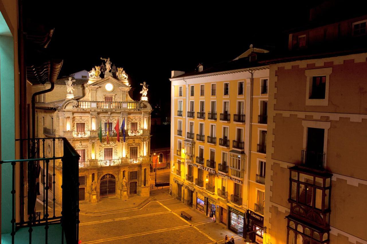 Pompaelo Plaza Del Ayuntamiento&spa Hotel